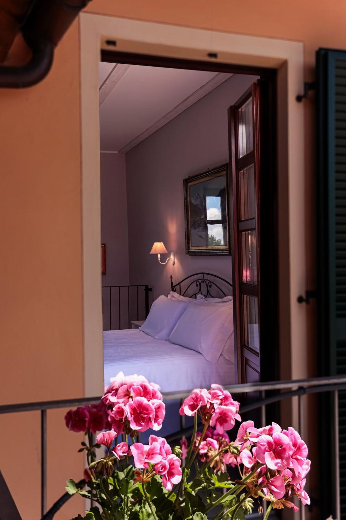 La Cantinella Country House La Morra Extérieur photo